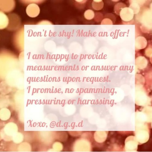 Bookmark this listing so you can find my closet! - Picture 4 of 4